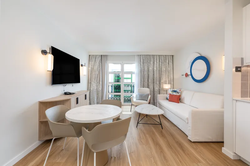 Premium Standard Apartment — Apartamentos LIVVO Puerto de Mogán, Puerto de Mogán 1