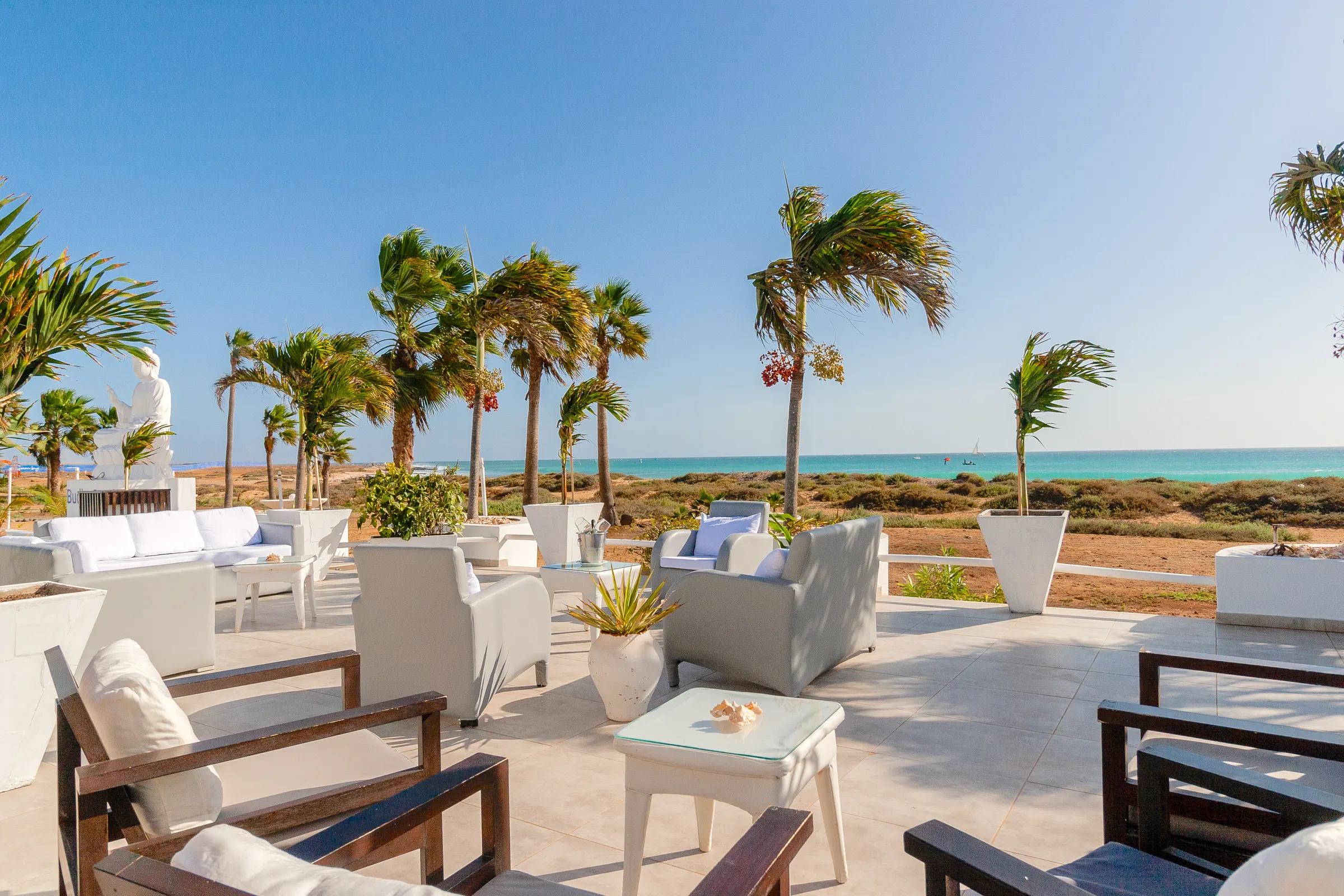 Gastronomía — Hotel LIVVO Budha Beach, Santa María, Sal 3