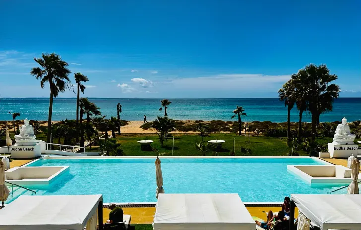 Pool and Entertainment — Hotel LIVVO Budha Beach, Santa María, Sal 5