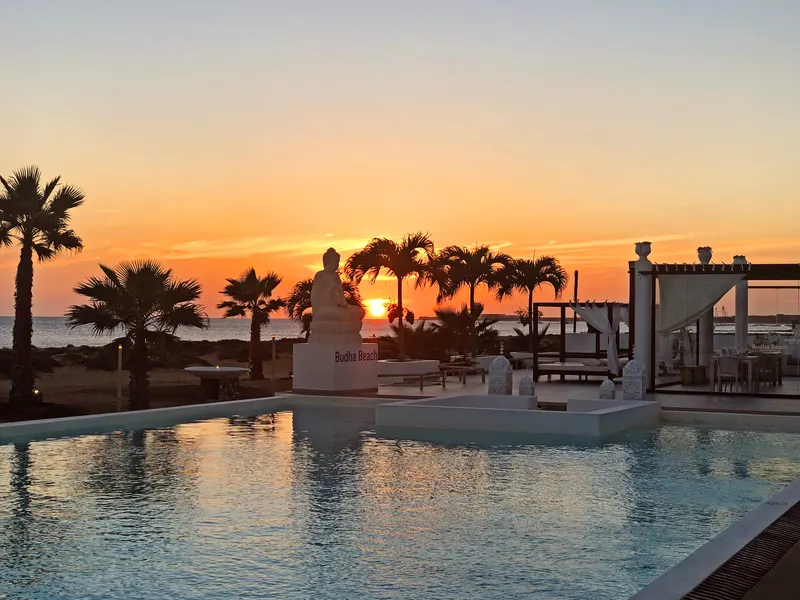 Pool and Entertainment — Hotel LIVVO Budha Beach, Santa María, Sal 7