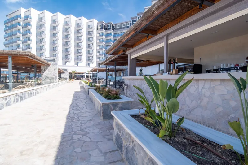 Gastronomie — Hotel Cádiz Bahía, Playa de la Victoria 6