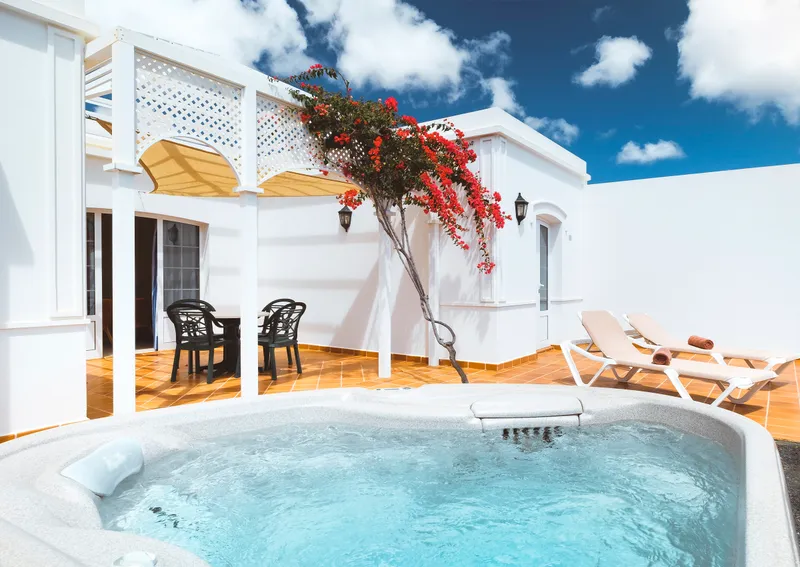 Apartment Whirlpool Plus — Apartamentos LIVVO Coloradamar, Playa Blanca 1