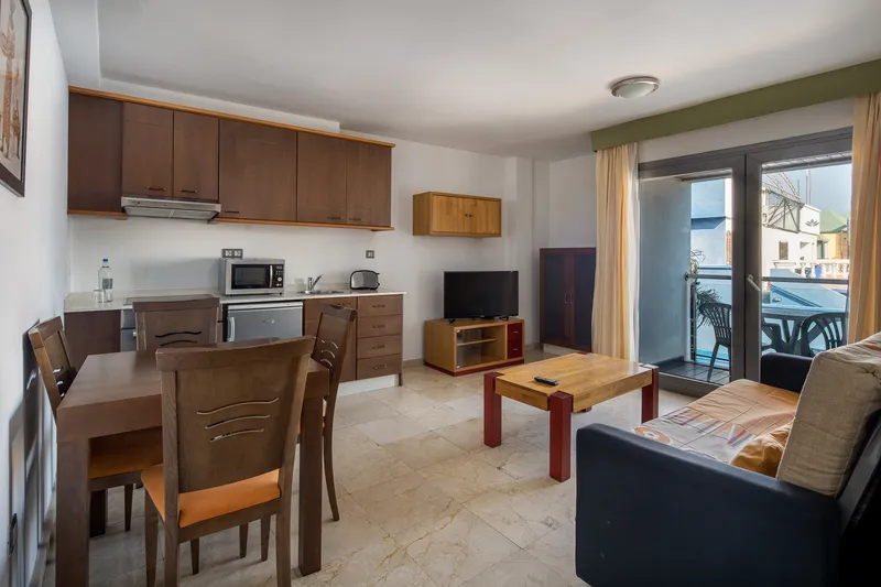 Standard Apartment — Hotel LIVVO Corralejo Beach, Corralejo 4