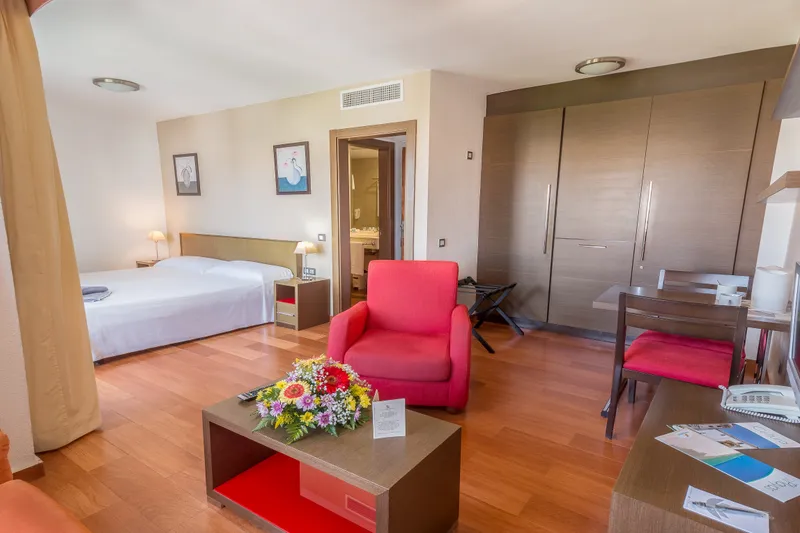 Double Room Pool View with Balcony or Terrace — Hotel LIVVO Corralejo Beach, Corralejo 1