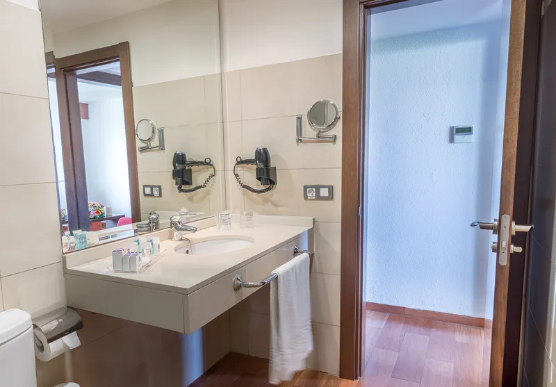 Double Room Pool View with Balcony or Terrace — Hotel LIVVO Corralejo Beach, Corralejo 5