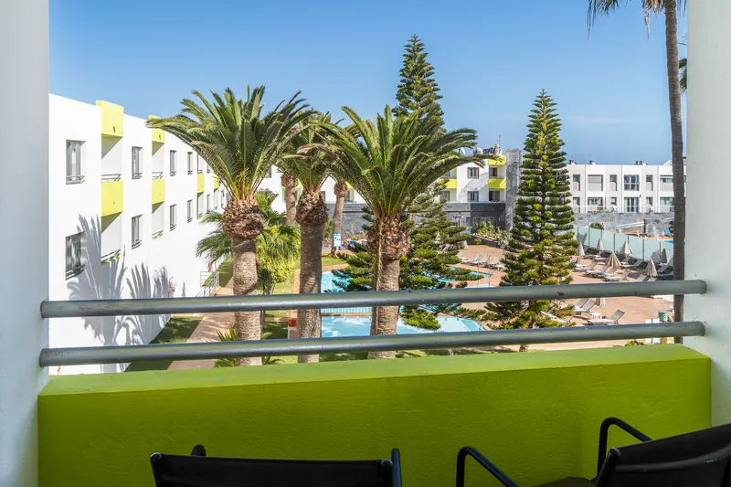 Double Room Pool View with Balcony or Terrace — Hotel LIVVO Corralejo Beach, Corralejo 2
