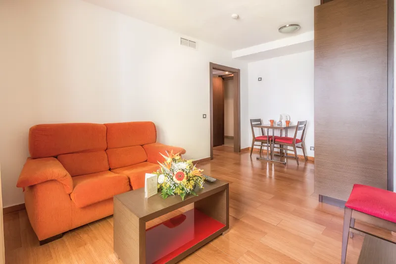 Premium Family Room Pool View — Hotel LIVVO Corralejo Beach, Corralejo 3
