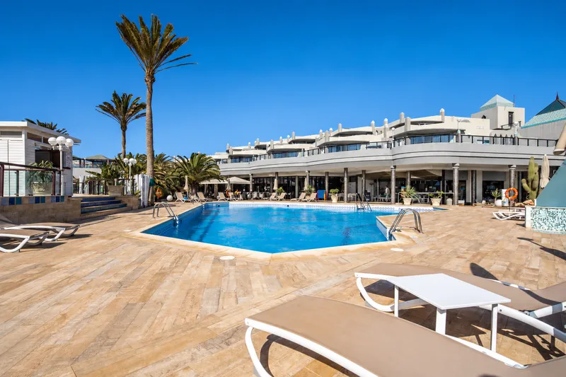 Piscina — Hotel Esmeralda Maris by LIVVO, Costa Calma 1
