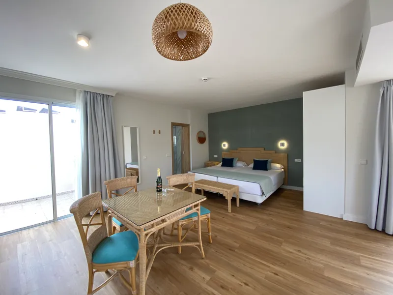 Doppelzimmer mit Meerblick — Hotel Esmeralda Maris by LIVVO, Costa Calma 3
