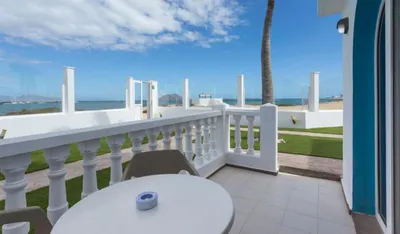 Apartment mit Meerblick und Terrasse — Apartamentos LIVVO Galera Beach, Corralejo 1