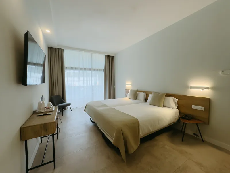 Deluxe Double — Hotel LIVVO Jandía Golf, Morro Jable 1