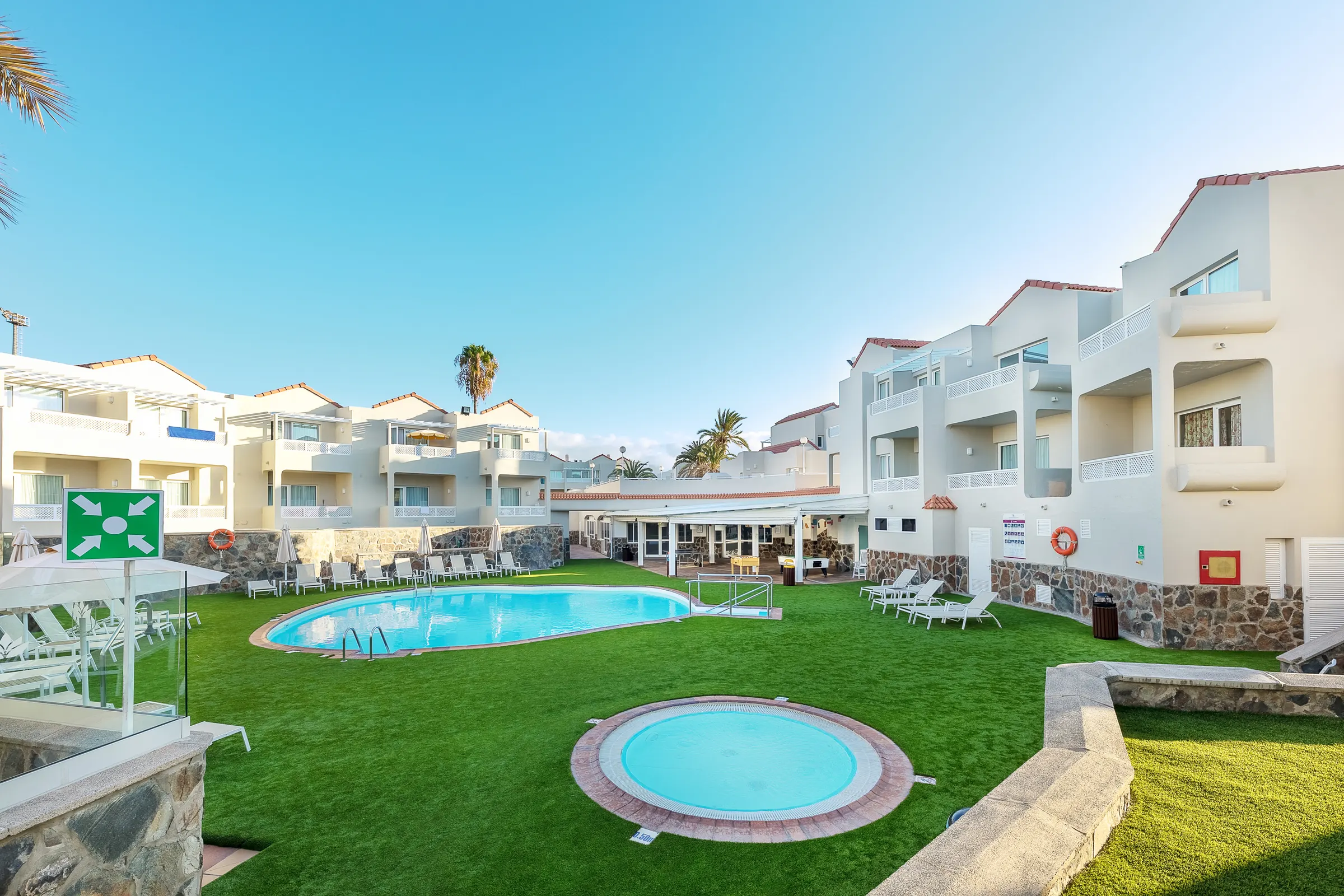 Pool — Apartamentos LIVVO Koala Garden, Maspalomas 3