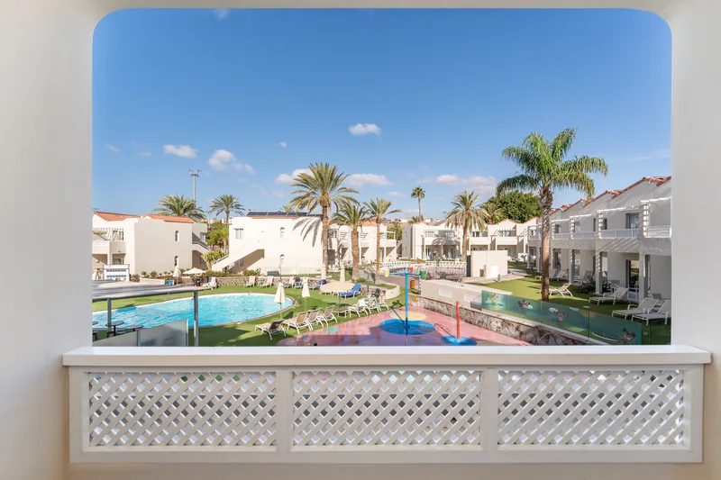 Standard Doppelzimmer mit Balkon — Hotel LIVVO Koala Garden, Maspalomas 1