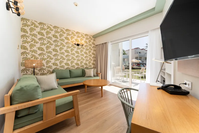 Familienzimmer mit Terrasse — Hotel LIVVO Koala Garden, Maspalomas 2