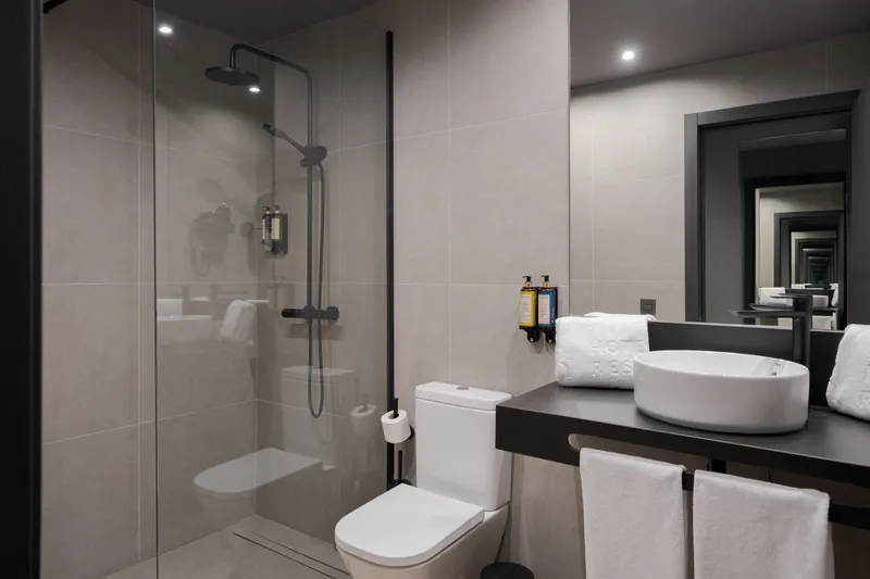Habitación Triple Estándar — Hotel LIVVO La Escarlata, Las Palmas de Gran Canaria 2