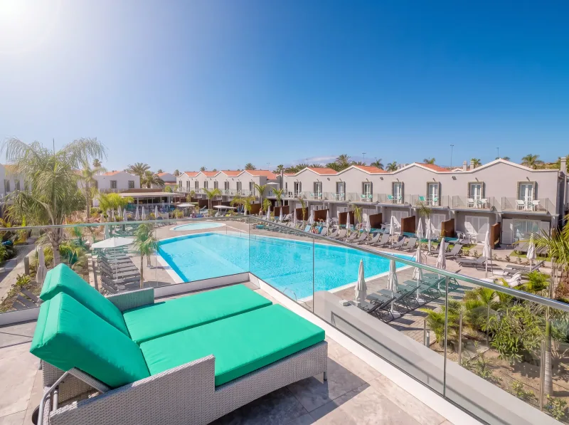 Hotel LIVVO Los Calderones — LIVVO Hotels 4★ en Maspalomas