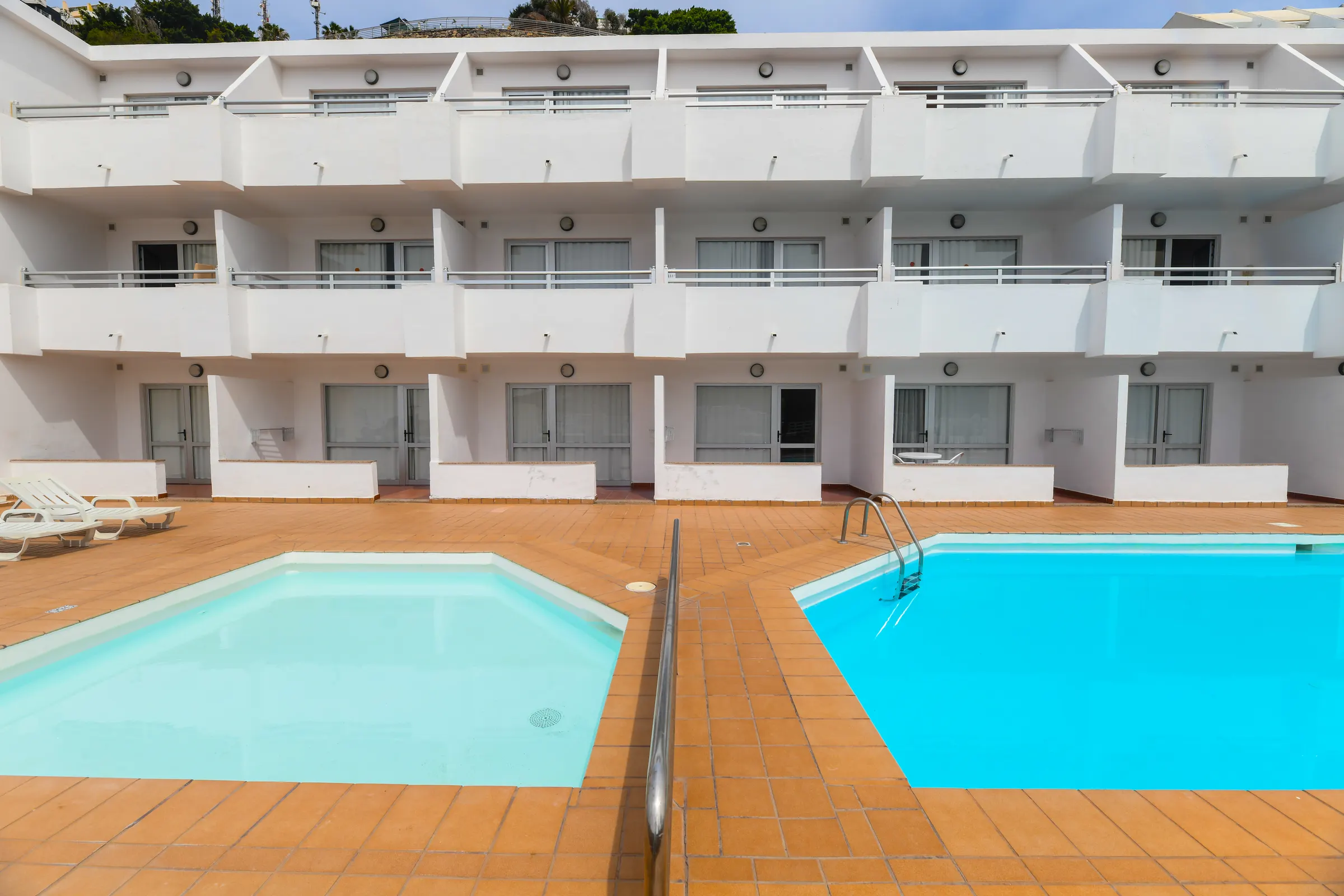 Piscines — Apartamentos LIVVO Puerto Bello, Puerto Rico 3