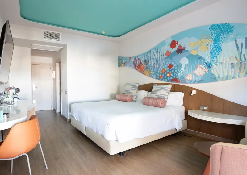 Doble con balcón francés — Hotel LIVVO Puerto de Mogán, Puerto de Mogán 5