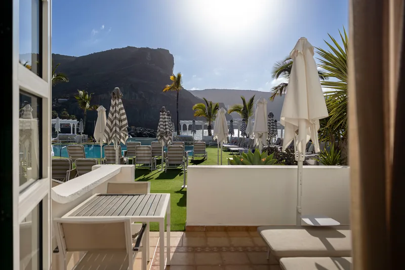 Double Pool View with Terrace — Hotel LIVVO Puerto de Mogán, Puerto de Mogán 3