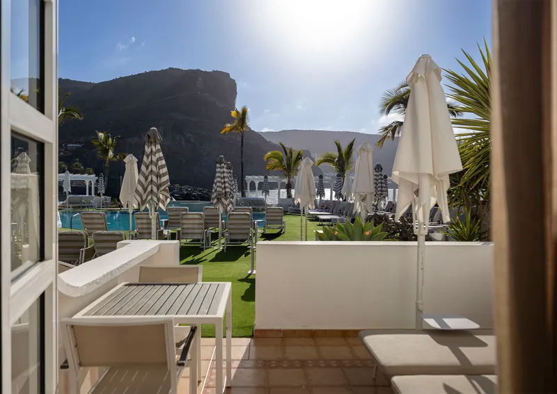 Doble vista piscina con terraza — Hotel LIVVO Puerto de Mogán, Puerto de Mogán 5