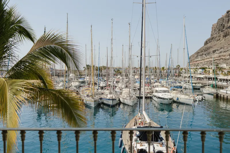 Doppelzimmer Hafenblick mit Balkon oder Terrasse — Hotel LIVVO Puerto de Mogán, Puerto de Mogán 1