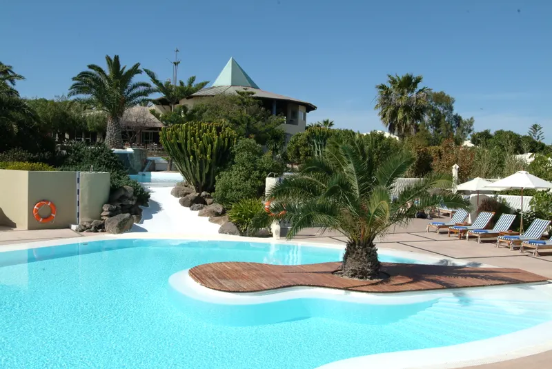 Schwimmbäder — Hotel LIVVO Risco del Gato Suites, Costa Calma 3