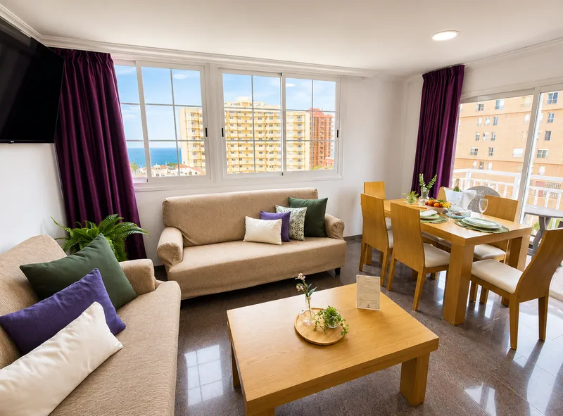 Habitación Familiar — Hotel Skyview by LIVVO, Puerto de la Cruz 1