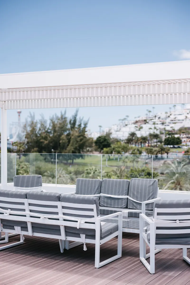 Pool and Rooftop — Apartamentos LIVVO Tarahal, San Agustín 3