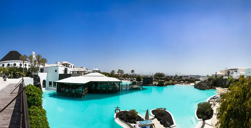 Pools und Animation — Hotel LIVVO Volcán Lanzarote, Playa Blanca 1