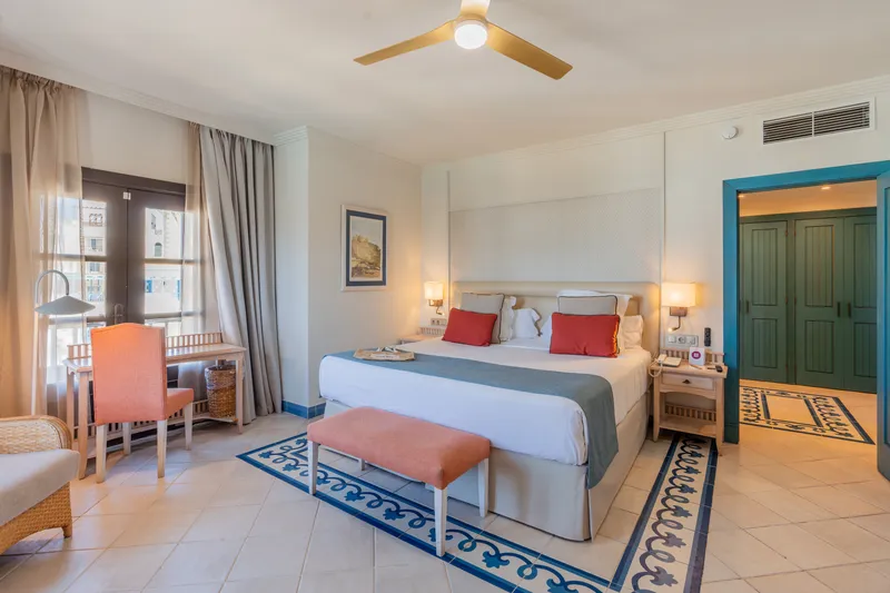 Junior Suite — Hotel LIVVO Volcán Lanzarote, Playa Blanca 1