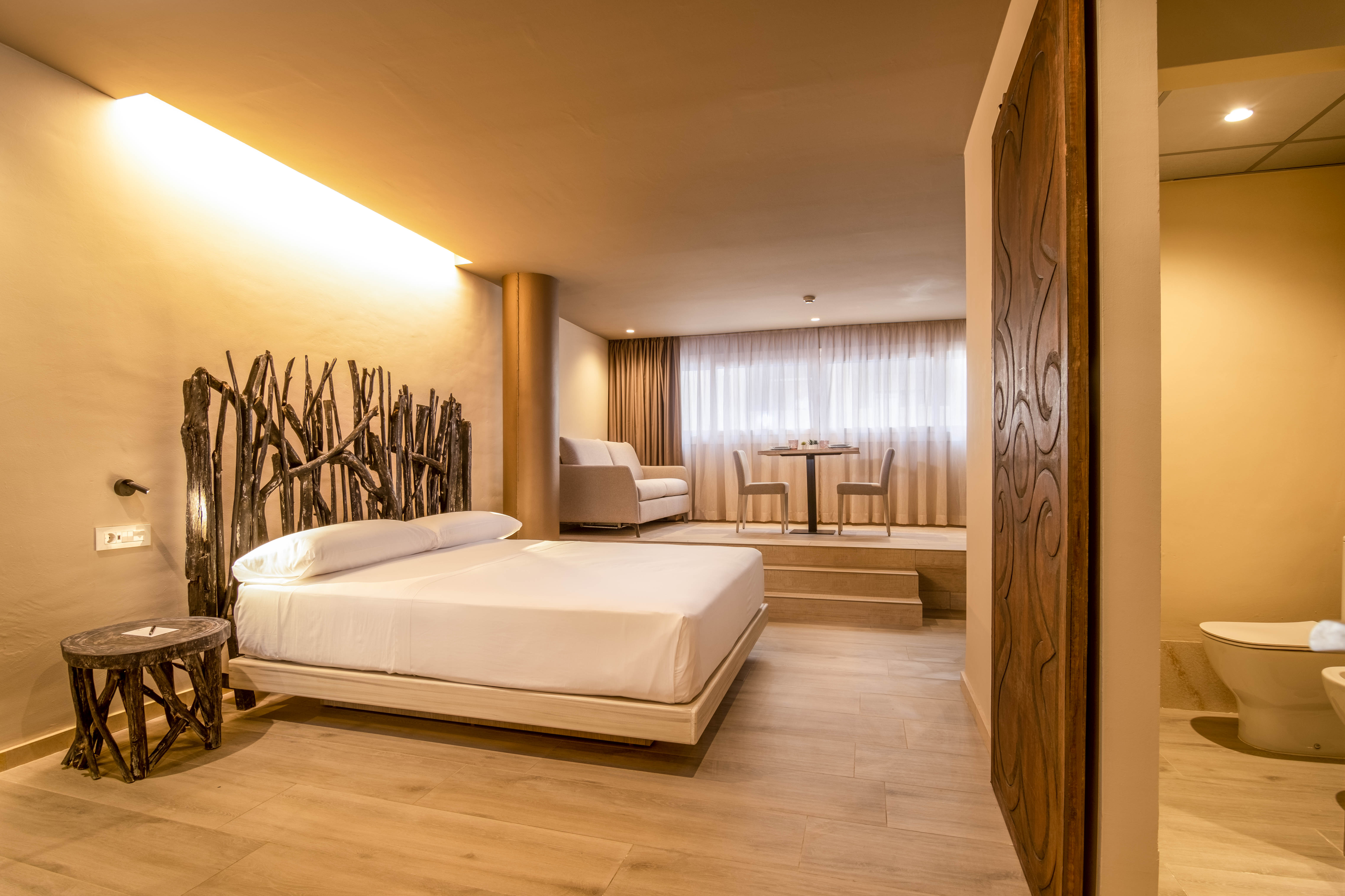 LIVVO_HOTEL_CADIZ_BAHIA_APARTAMENTOS (1).jpg