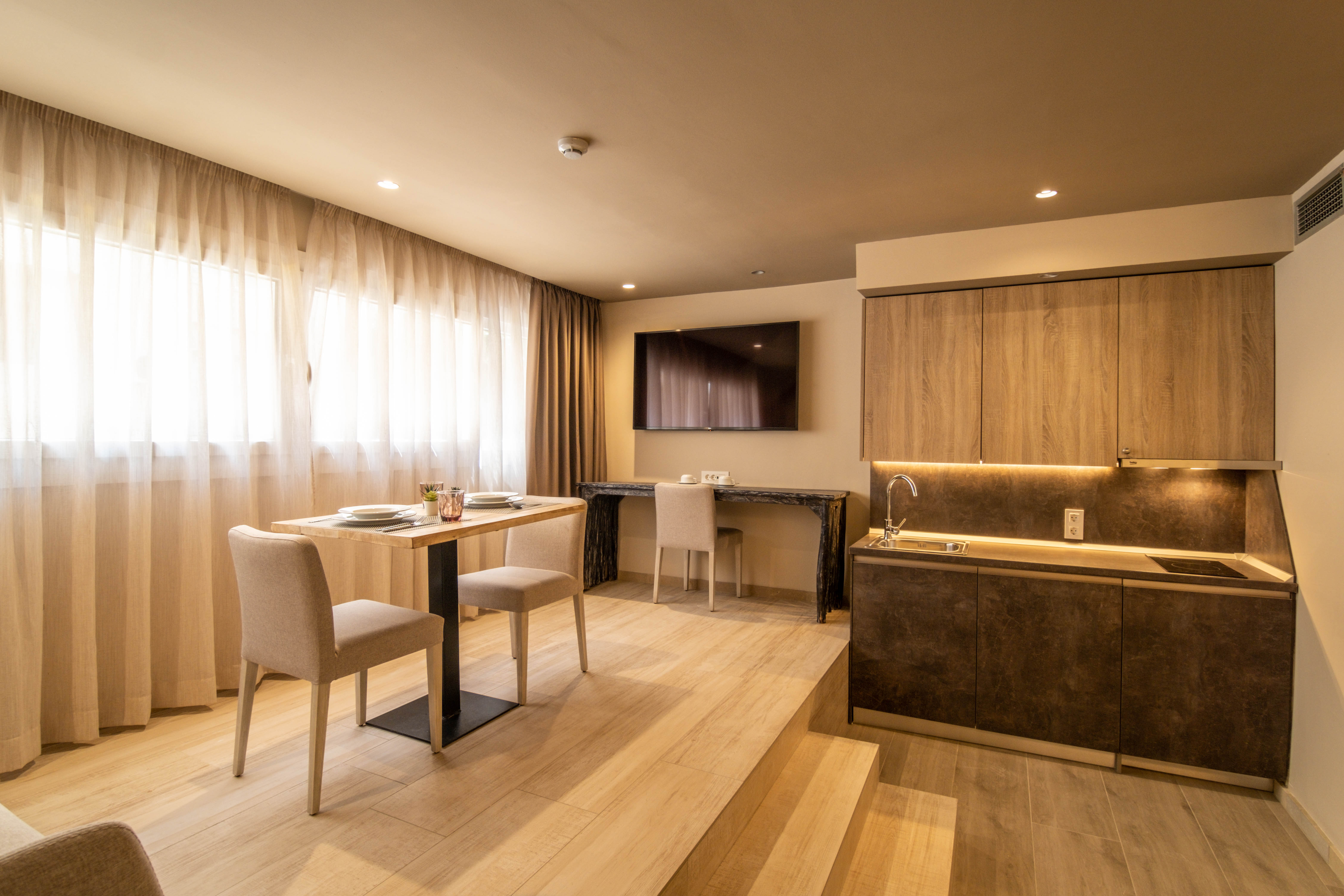 LIVVO_HOTEL_CADIZ_BAHIA_APARTAMENTOS (4).jpg