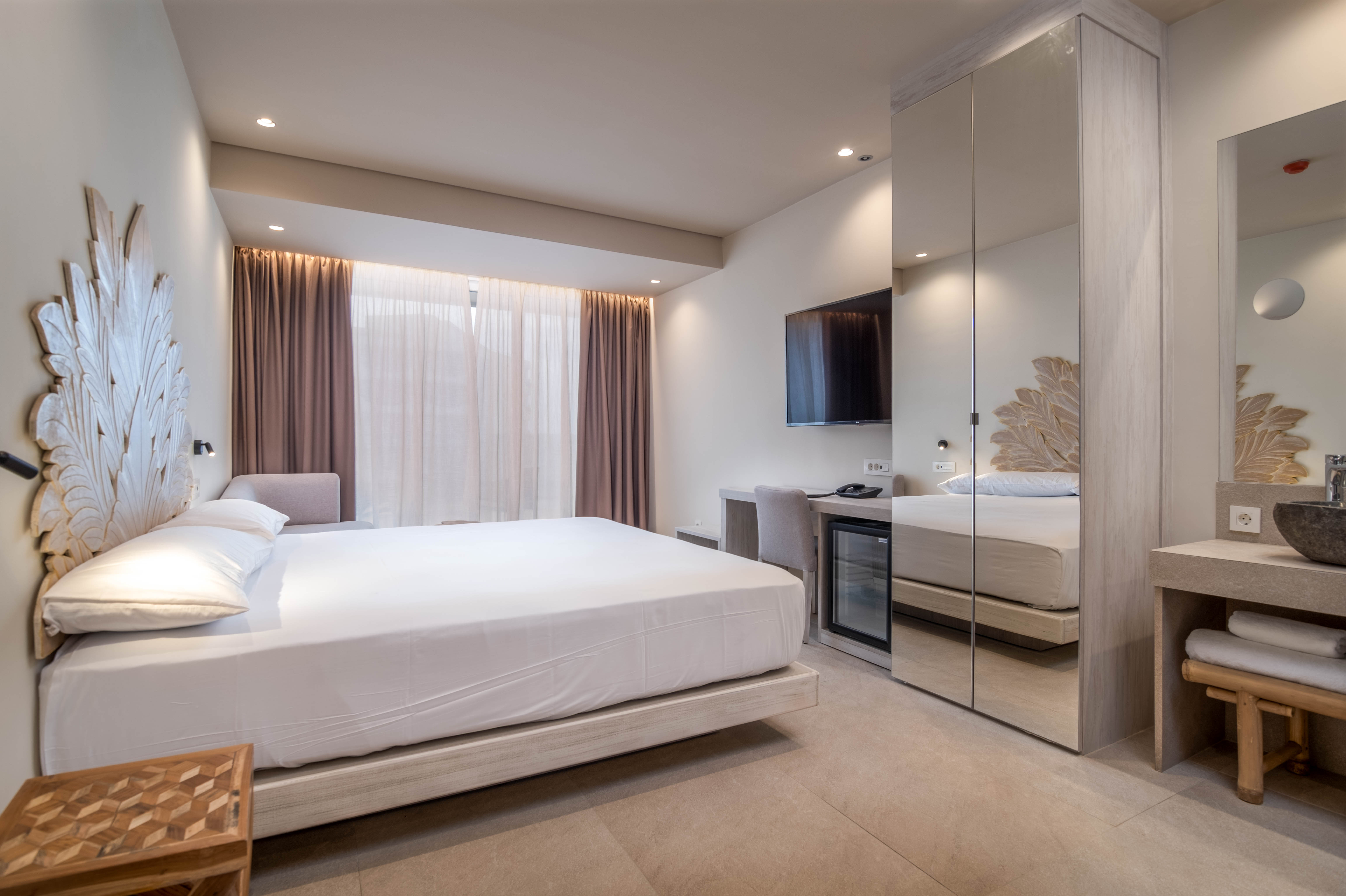 LIVVO_HOTEL_CADIZ_BAHIA_VISTA LATERAL_ (1).jpg