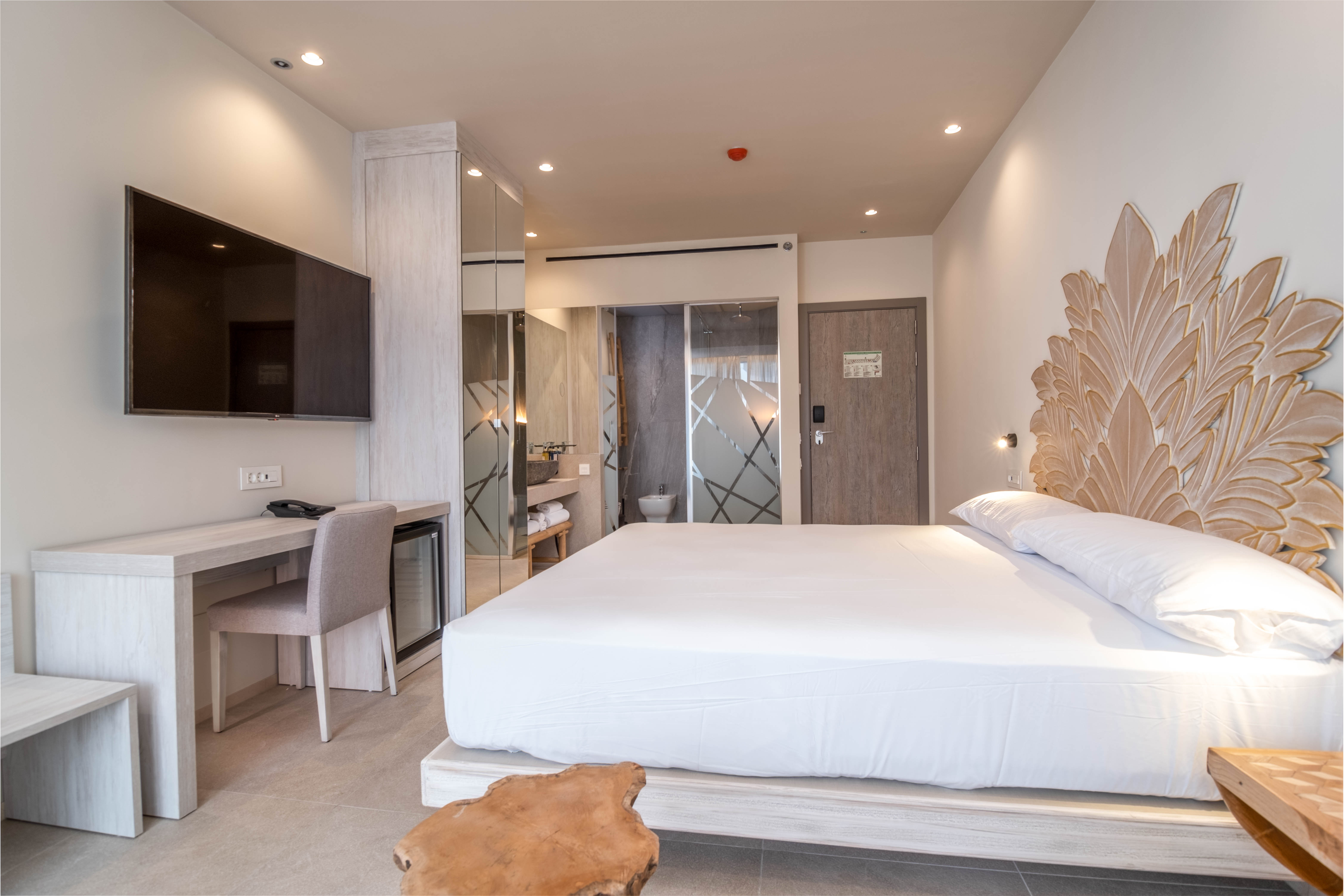 LIVVO_HOTEL_CADIZ_BAHIA_VISTA LATERAL_ (2).jpg