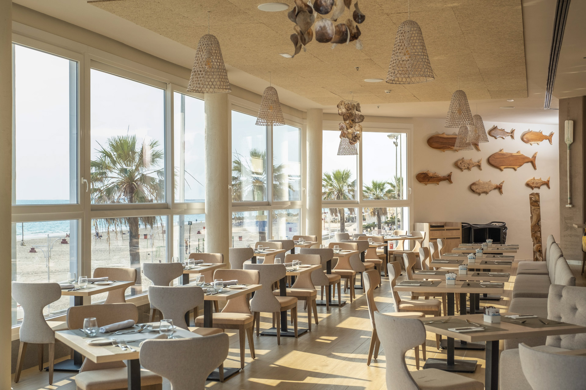 LIVVO_HOTEL_CADIZ_BAHIA_Cafetería (3).jpg