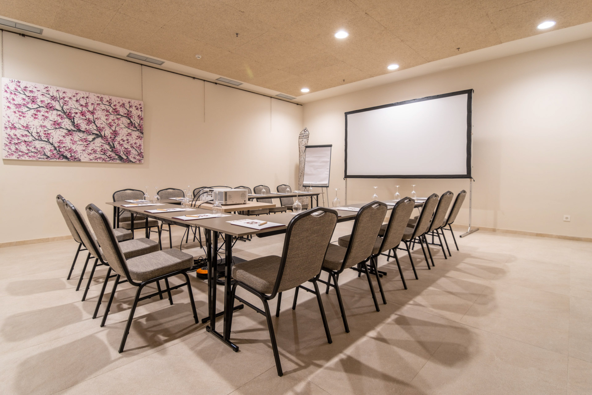 LIVVO_HOTEL_CADIZ_BAHIA_ Salón Vejer (1).jpg
