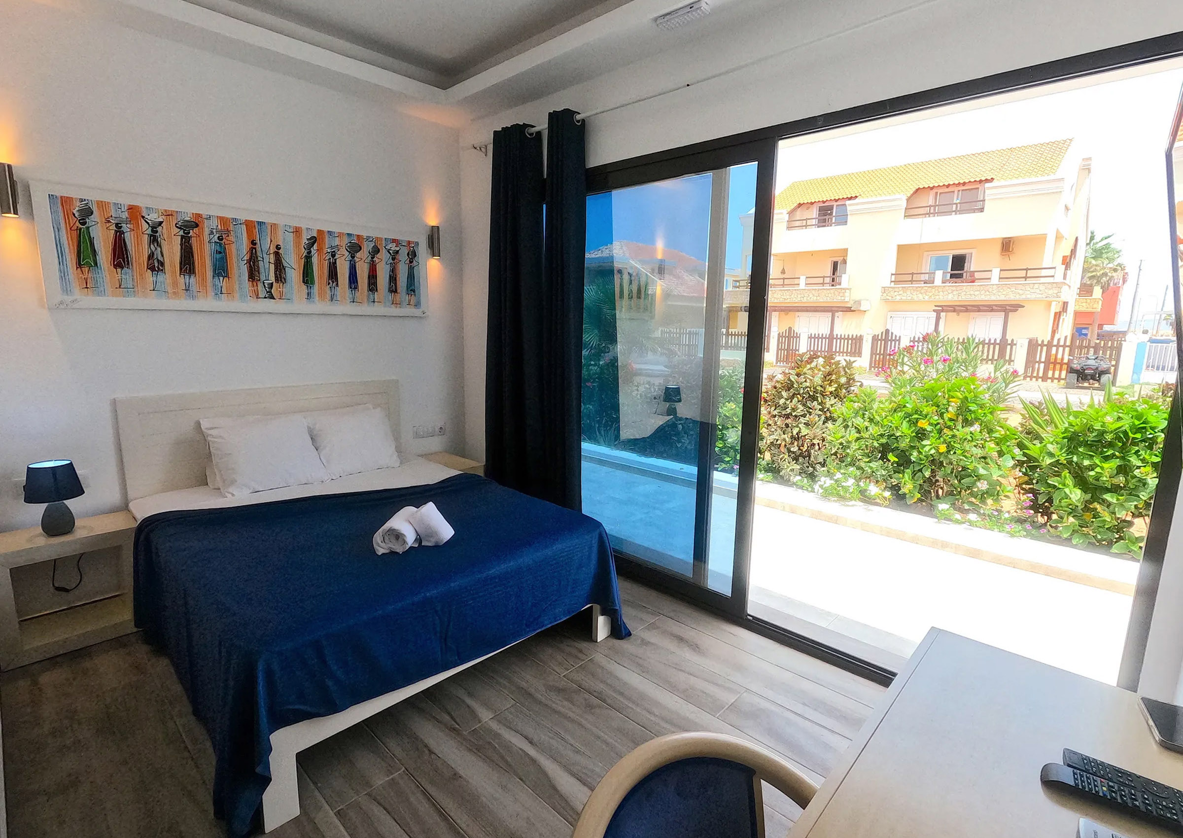 LIVVO_BUDHA_BEACH_ECONOMICA (1).jpg