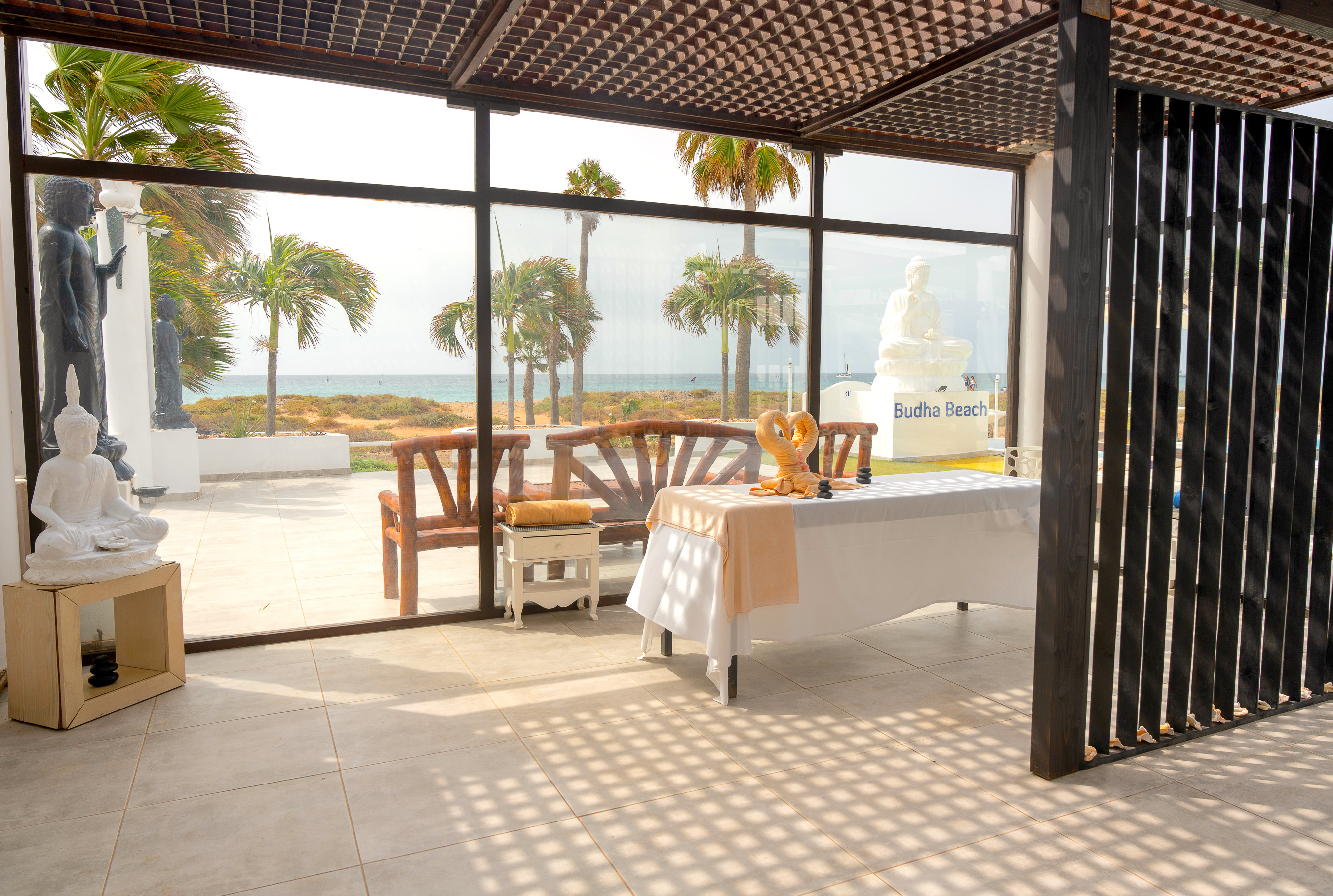 LIVVO_BUDHA_BEACH_MASAJE (1).jpg
