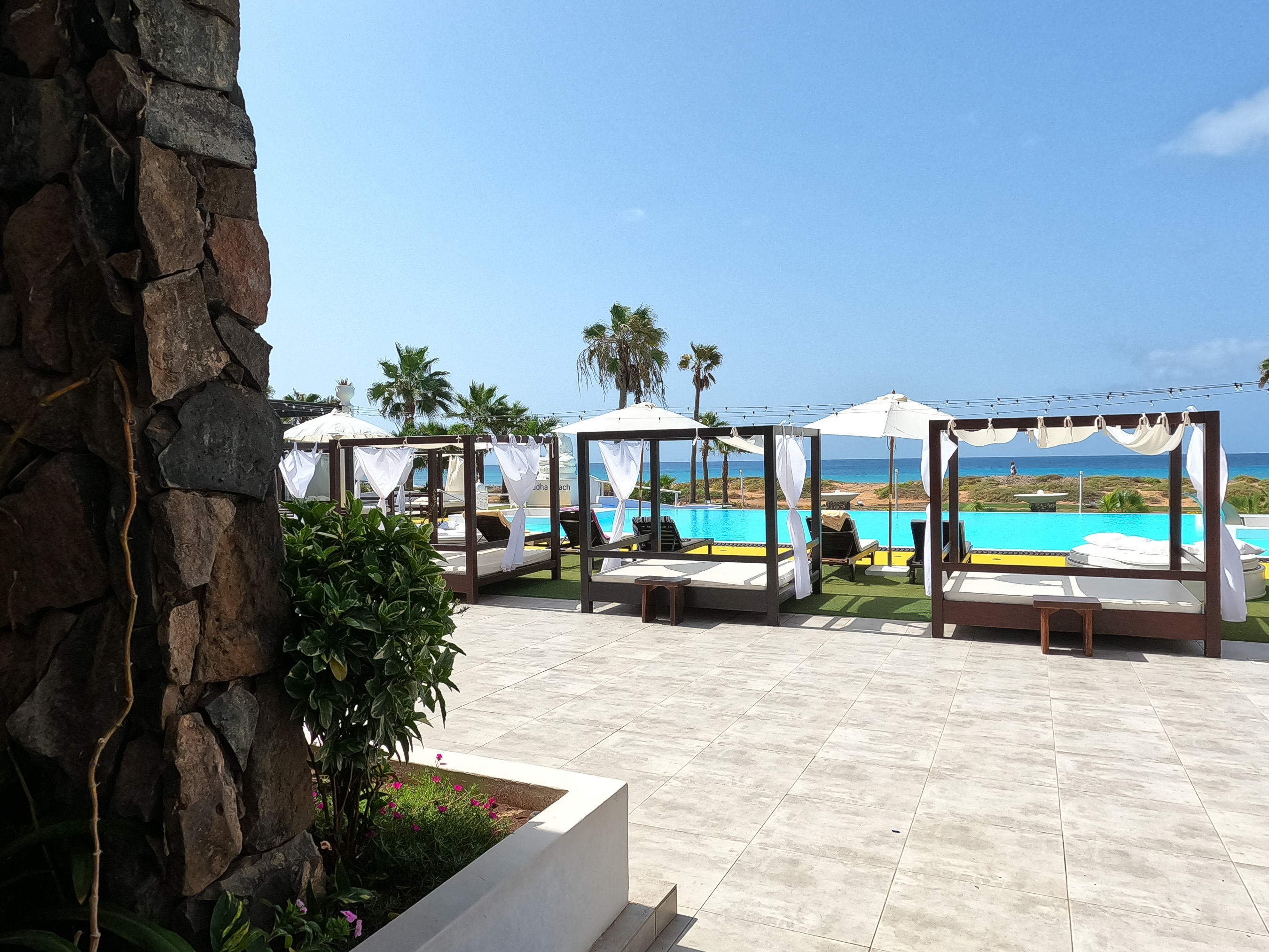 LIVVO_BUDHA_BEACH_PISCINA (9).JPG