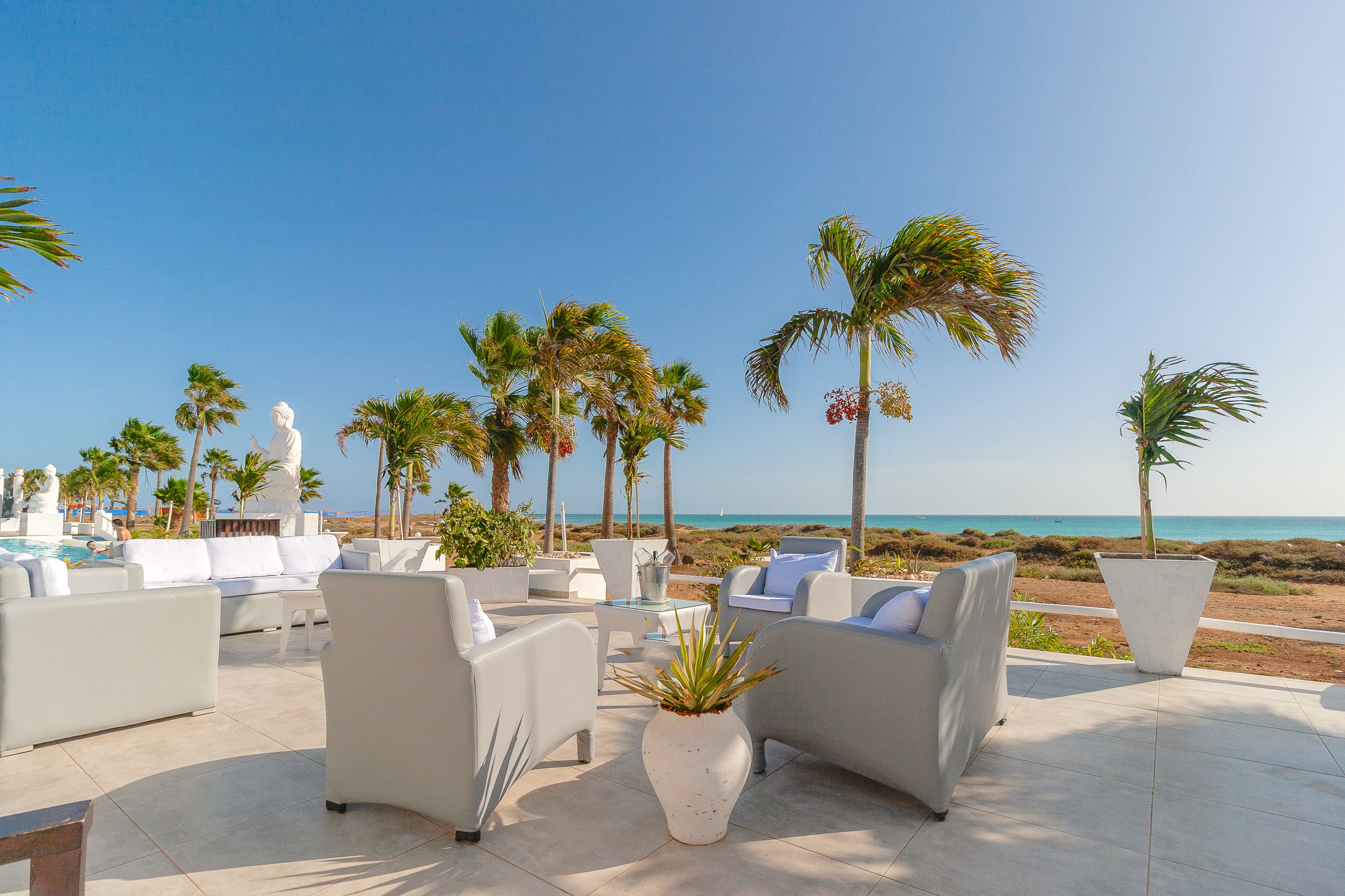 LIVVO_BUDHA_BEACH_RESTAURANTE (1).jpg