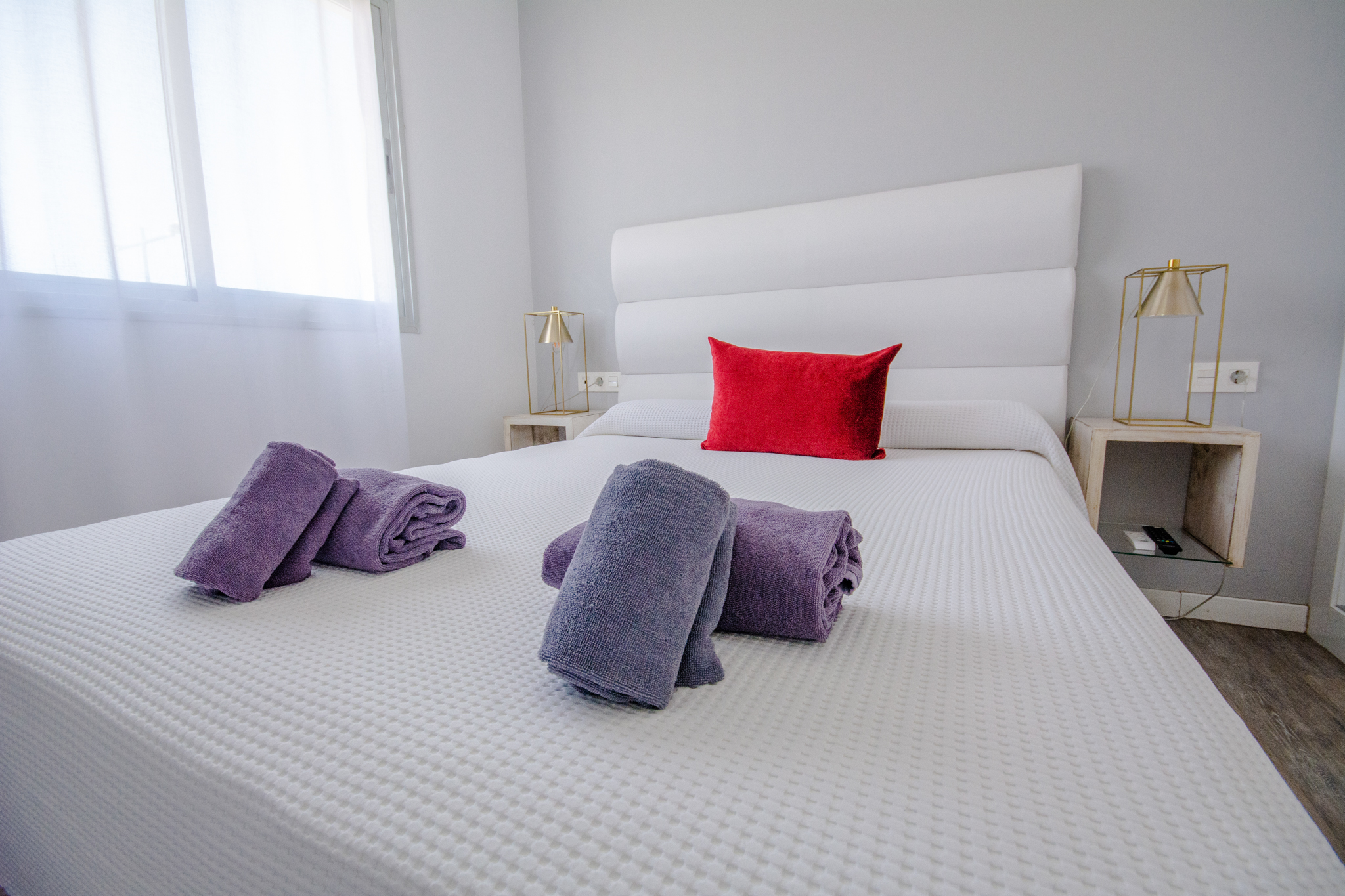 BRISTOL_SUNSET_BEACH_Suite_XXL (4).jpg