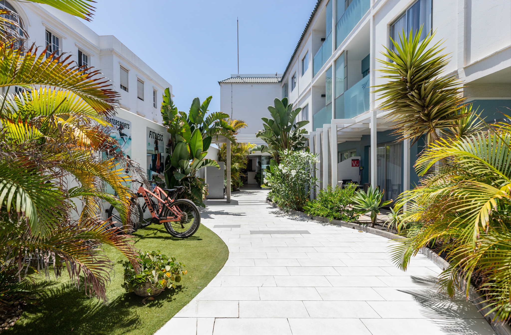 BRISTOL_SUNSET_BEACH_Facilities_ (12).jpg