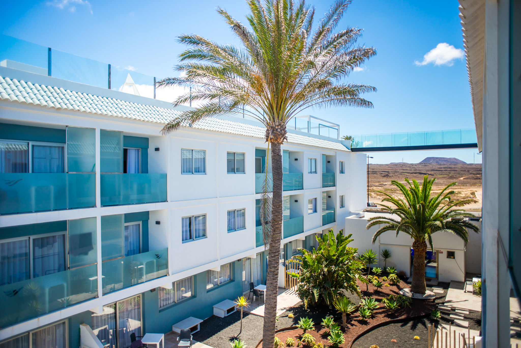 BRISTOL_SUNSET_BEACH_Facilities_ (4).jpg