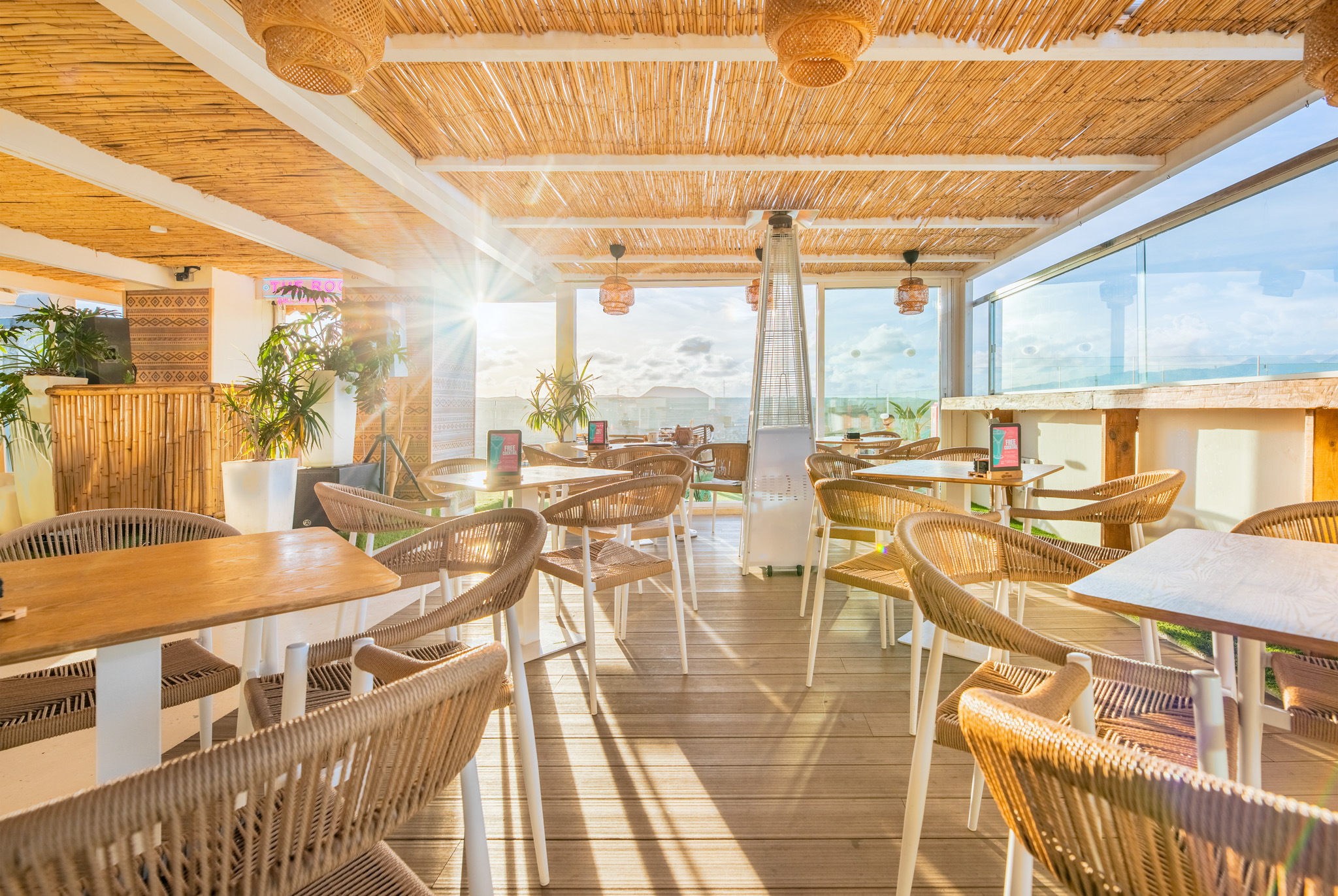 BRISTOL_SUNSET_BEACH_THE_ROOF_CHILL_OUT (2).jpg