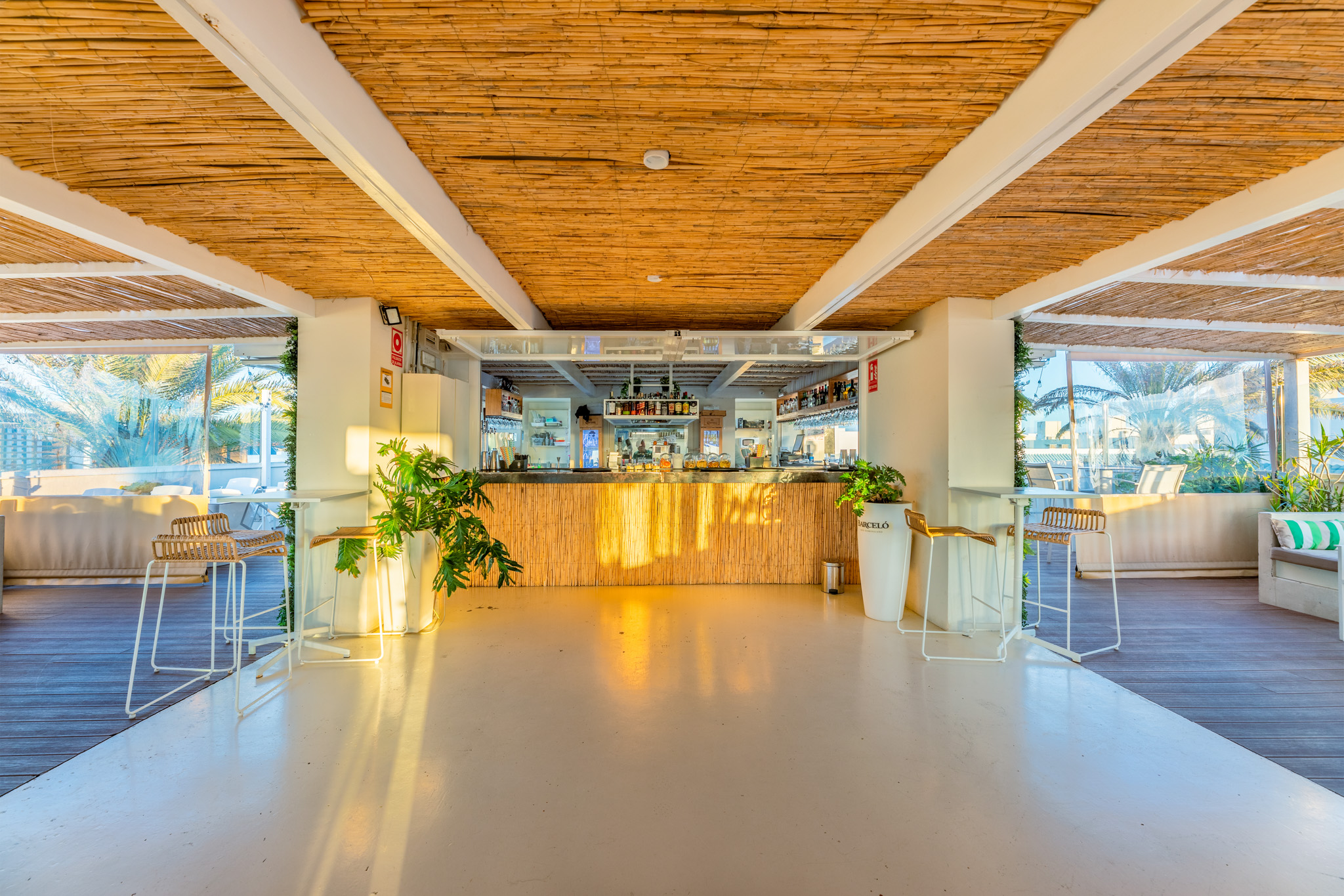 BRISTOL_SUNSET_BEACH_THE_ROOF_CHILL_OUT (8).jpg