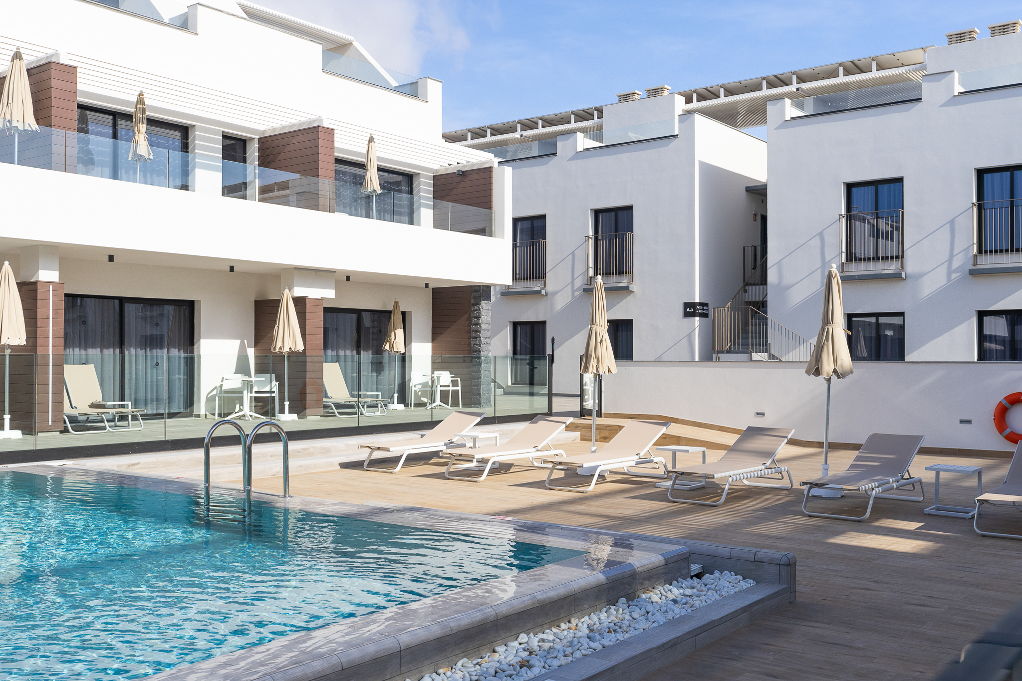ESMERALDA_COTILLO_HOMES_BY_LIVVO_POOL (6).jpg