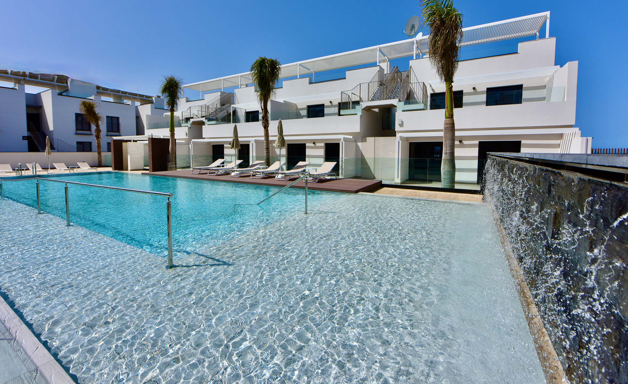 ESMERALDA_COTILLO_HOMES_BY_LIVVO_POOL (9).jpg
