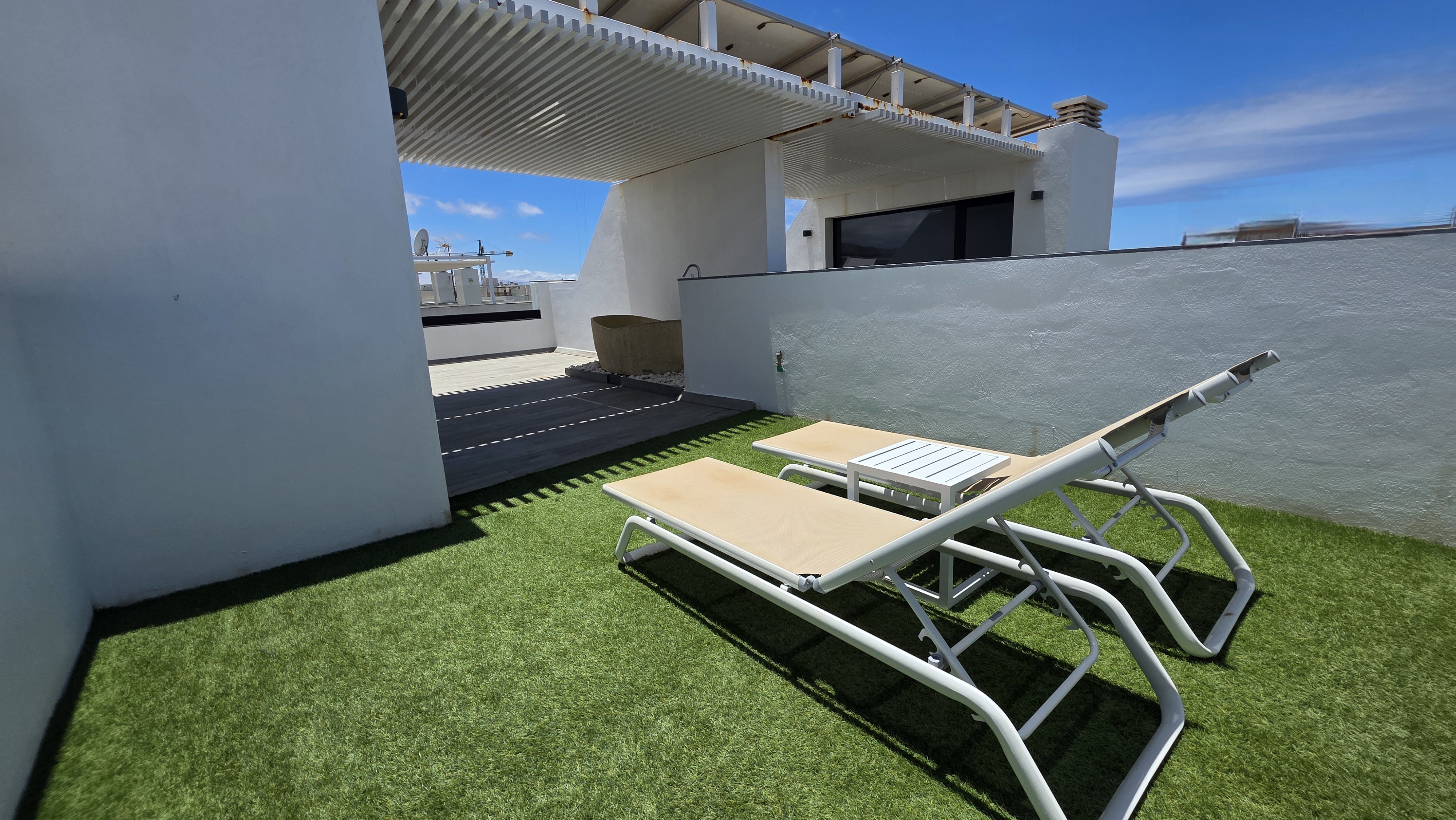 SUPERIOR ROOFTOP (8).jpg