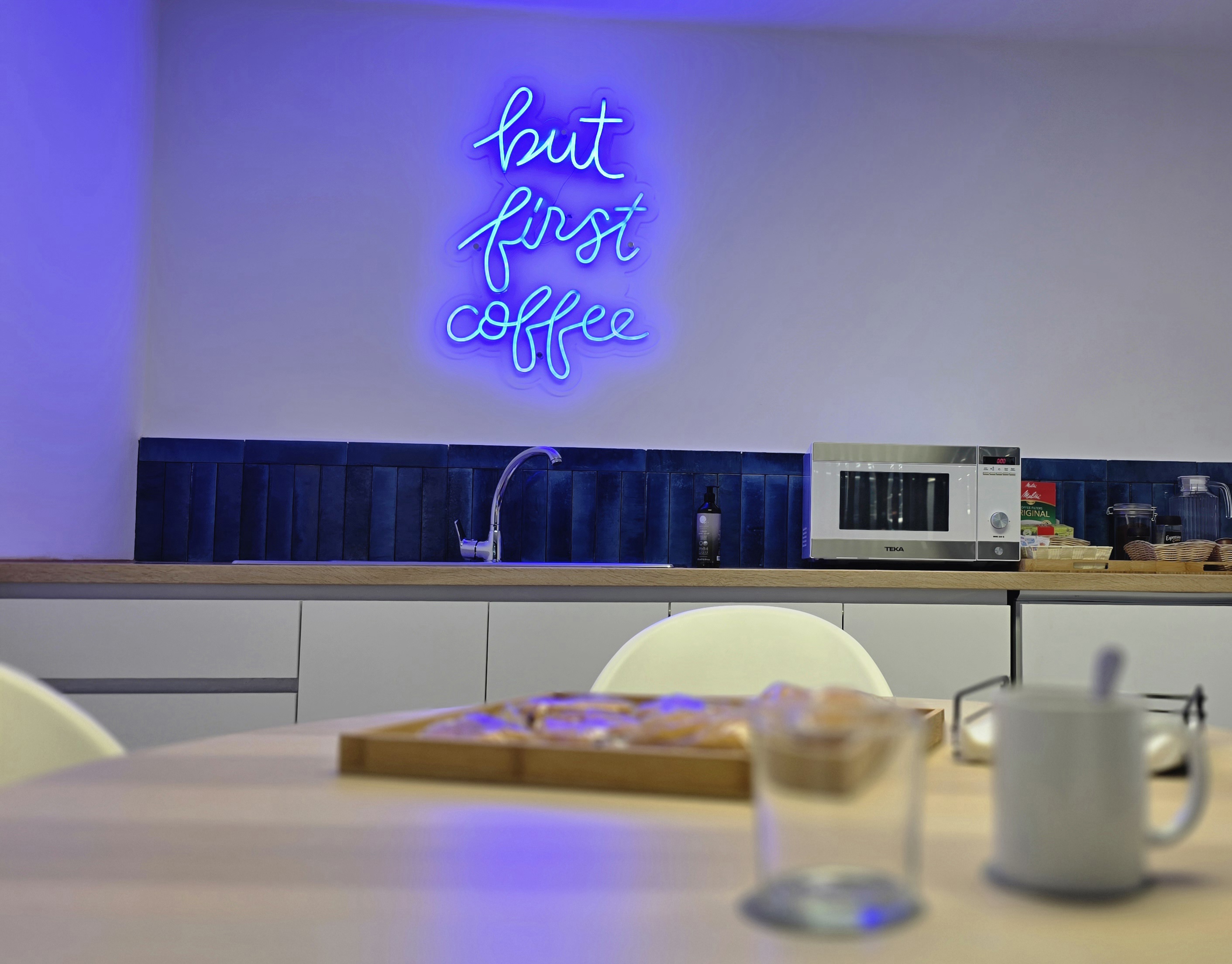 ESMERALDA_COTILLO_HOMES_BY_LIVVO_COWORKING (5).jpg