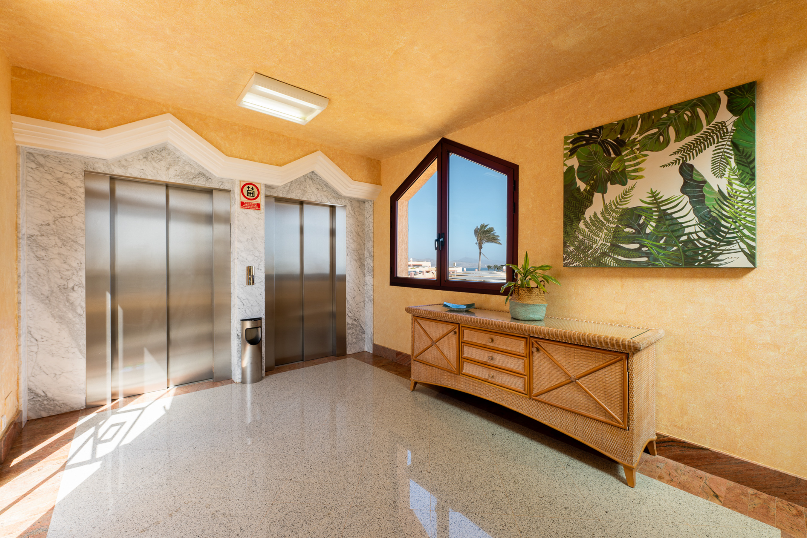 ESMERALDA_MARIS_BYLIVVO OUTDOOR_INDOOR1 (6).jpg